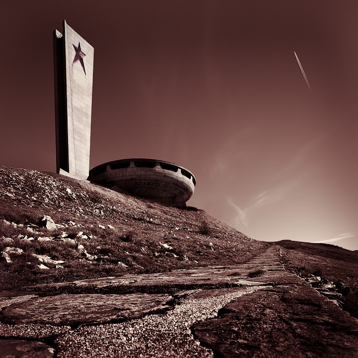 Buzludzha #2 / 1x1 + travel [Bulgaria] + show the original